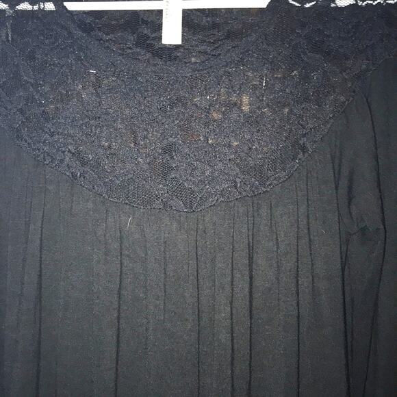 Emerald Sz S LS qauze flowy bottom upper Black lace inset - Picture 4 of 6